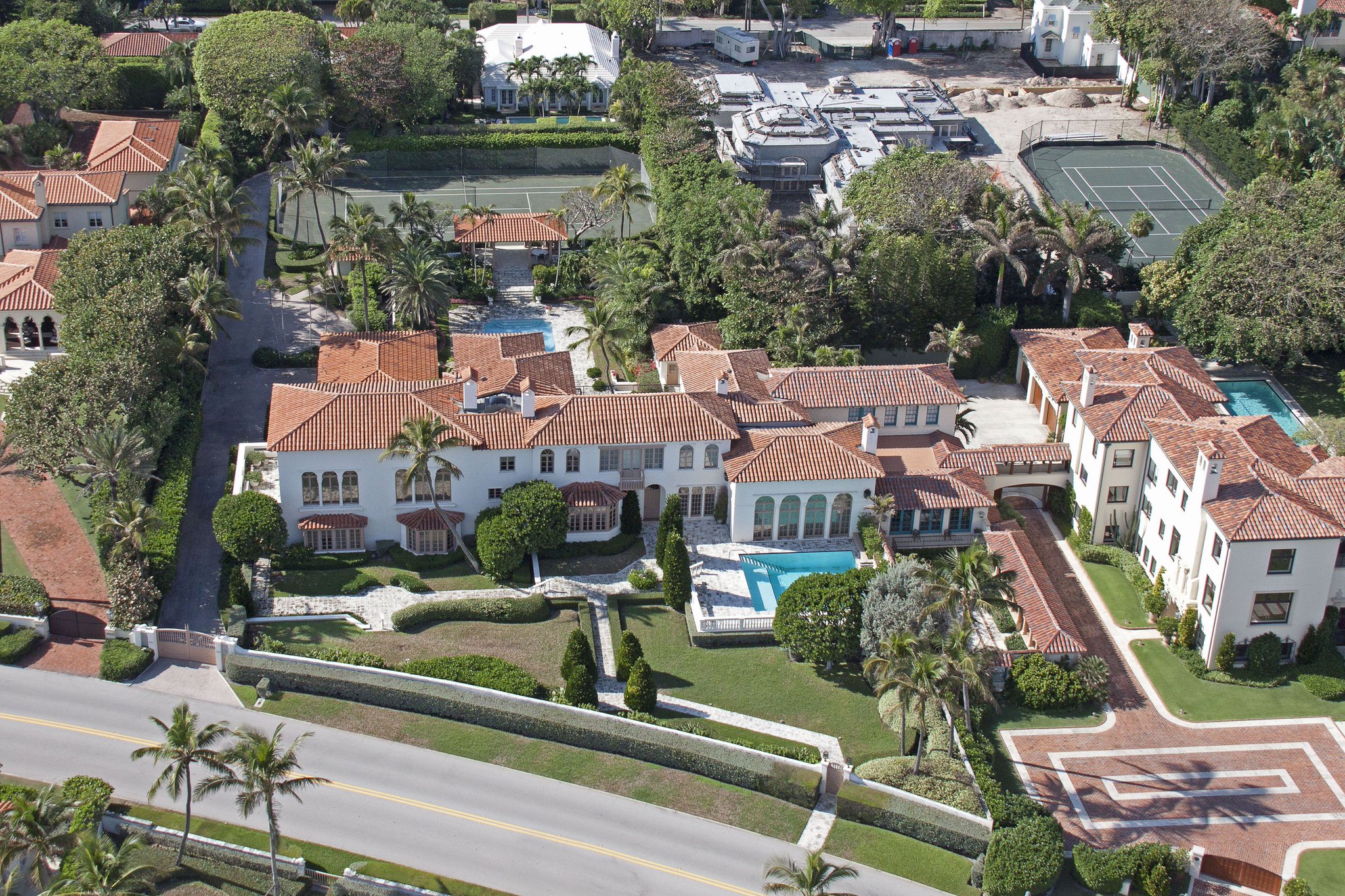 John Lennon's Former Palm Beach Home Sells for Twenty Three Million!