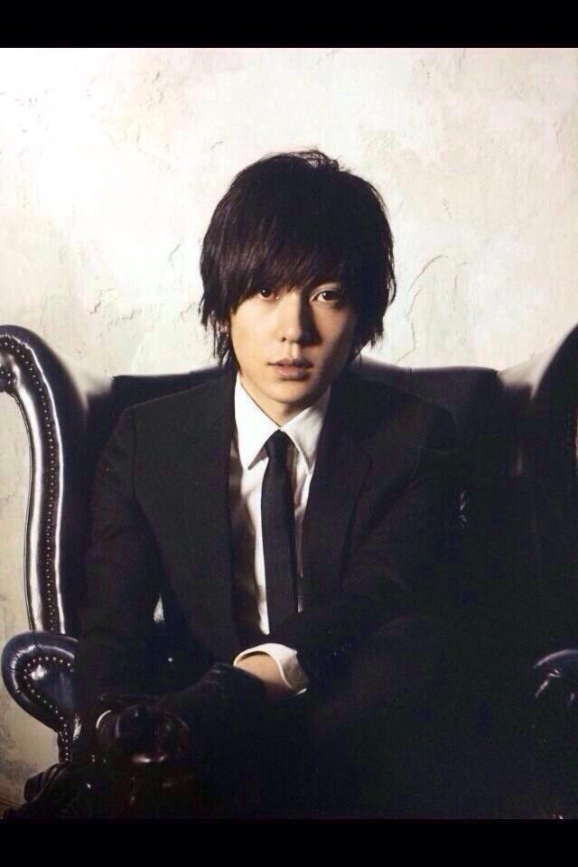 たく猫 隆太さん誕生おめでとう 野外も年末も色々あざとかった 笑 たまに怒ったり かーくんといちゃいちゃしたり ライブで煽ってくる隆太さんかっこいいです 山村隆太生誕祭16 T Co 6wguz4ausv Twitter