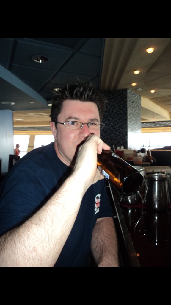 0wainPowell's tweet photo. @LVStratosphere right back at you! #level107 https://t.co/r2JeCRmwr3
