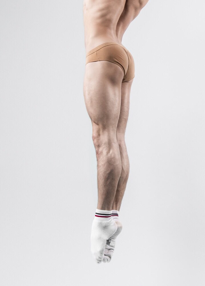 XYmodeIs's tweet image. Rhys Kosakowski by Gerardo Vizmanos