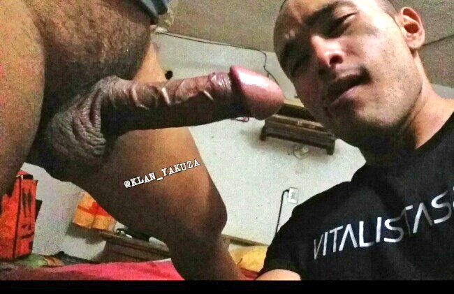 KLAN_KITSUNE's tweet photo. VERGA NOCTURNA que me dio mi lechita💦 para dormir rico https://t.co/OHQXYe5KyW