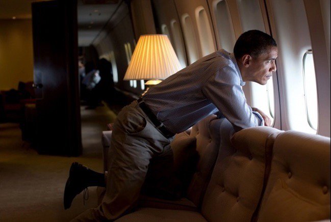 MMFlint's tweet photo. He didn't come to Flint. He did say, "Flint, we have your back." I imagine this is how it looked on the plane. #lost https://t.co/wW5ZB1NnU6