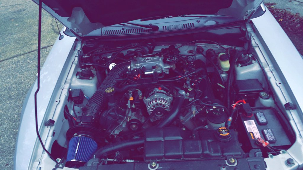 Sebastianyanez5's tweet photo. #enginegoals #ponyprobs #v8 #gt 😎👌🏻 https://t.co/NcIT1fjDSW