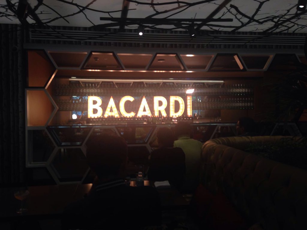 OficialOnlyMine's tweet photo. Concurso de mixología #BacardiLegacy2016 https://t.co/z5PccSsRje