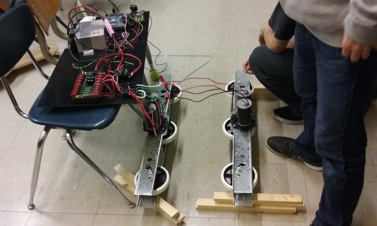 Praetorians5964's tweet photo. Doing some great testing for the #Firstrobotics competition. https://t.co/dIByU915tE