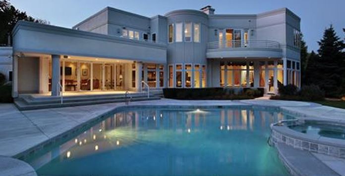 vegasreo's tweet photo. ***Search Foreclosures &amp; Bank Owned Homes*** 
- Before They Hit The Market https://t.co/o8m9weXwJt #ShadowInventory https://t.co/xXFg19RSz3