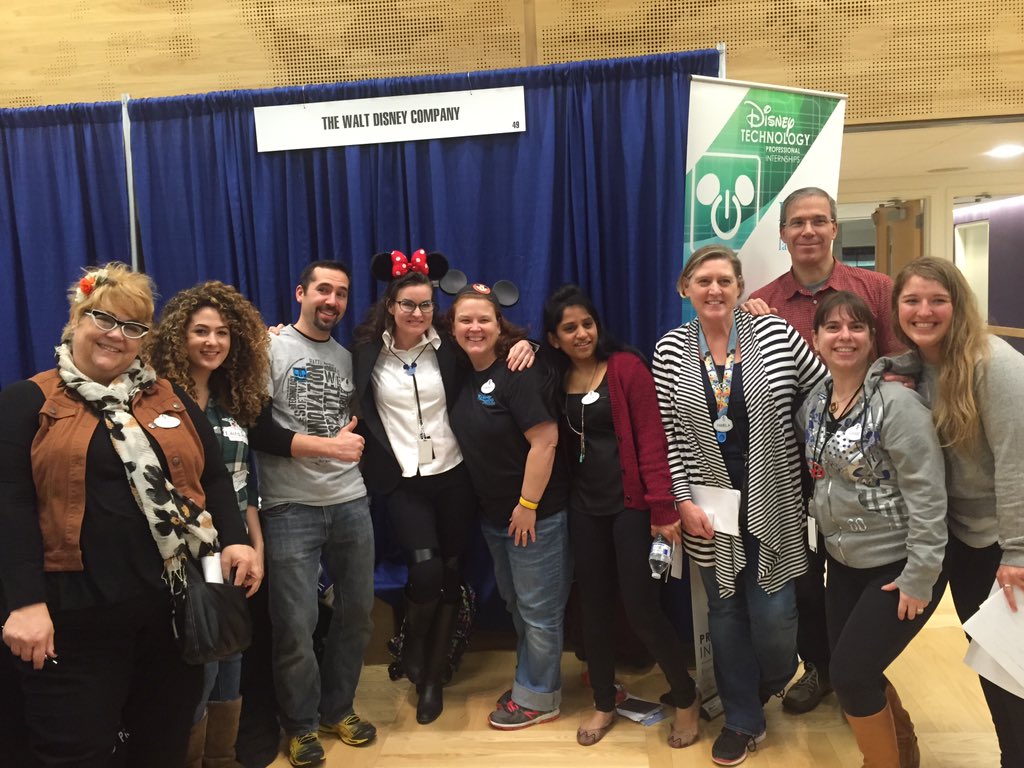 DreamsAtDisney's tweet photo. Had a great day talking with #UW students about opportunities with Disney! #DisneySeattle #DisneyTech #MyDisneyLife https://t.co/yZO2nqcefh