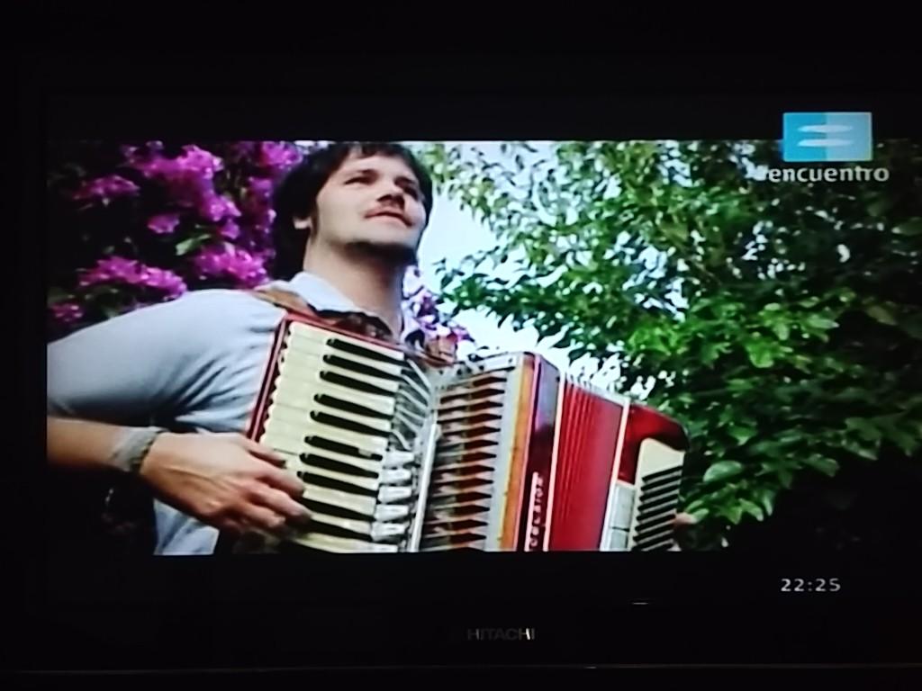 <a href="/fantyx/">Martin</a> SIMPLEMENTE EL STEVEN SPIELBERG DE LA CUMBIA. GRACIAS POR TUS PROGRAMAS FANTA!!