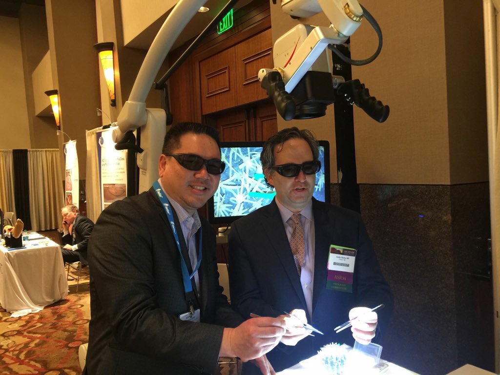 drbernardlee's tweet photo. 3D microsurgery with Gordon Lee and Justin Sacks #ASRM16 #innovation https://t.co/dZMChFAij1