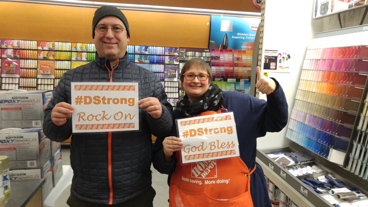 HomeDepot4287's tweet photo. @KJChamberland @horibin. #DStrong Daily Fame pics,  THD John, Garden, &amp; Jenn, Paint DS, #DStrongDay, God Bless! https://t.co/FmYpDU6xh1