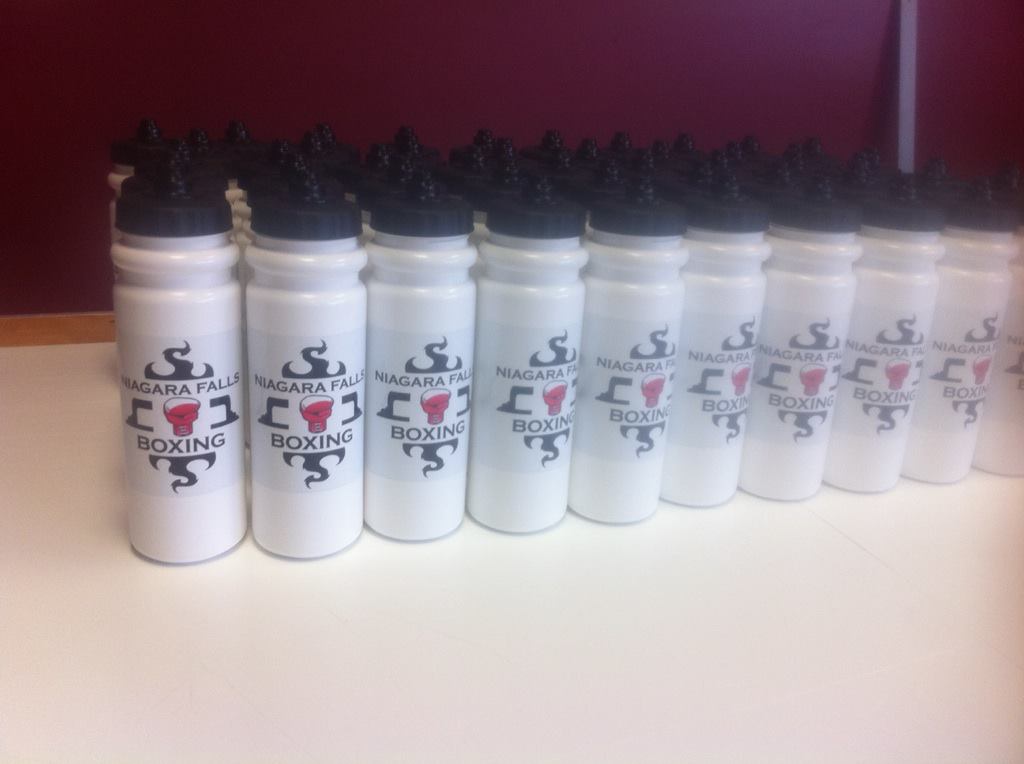 custom #waterbottles for #niagaraboxingclub #niagarafalls #queenstreet