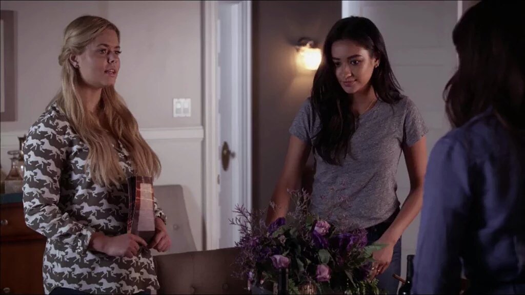 smitchellbra's tweet photo. A troca de olhar emison ❤ https://t.co/6DyrSjDKQk