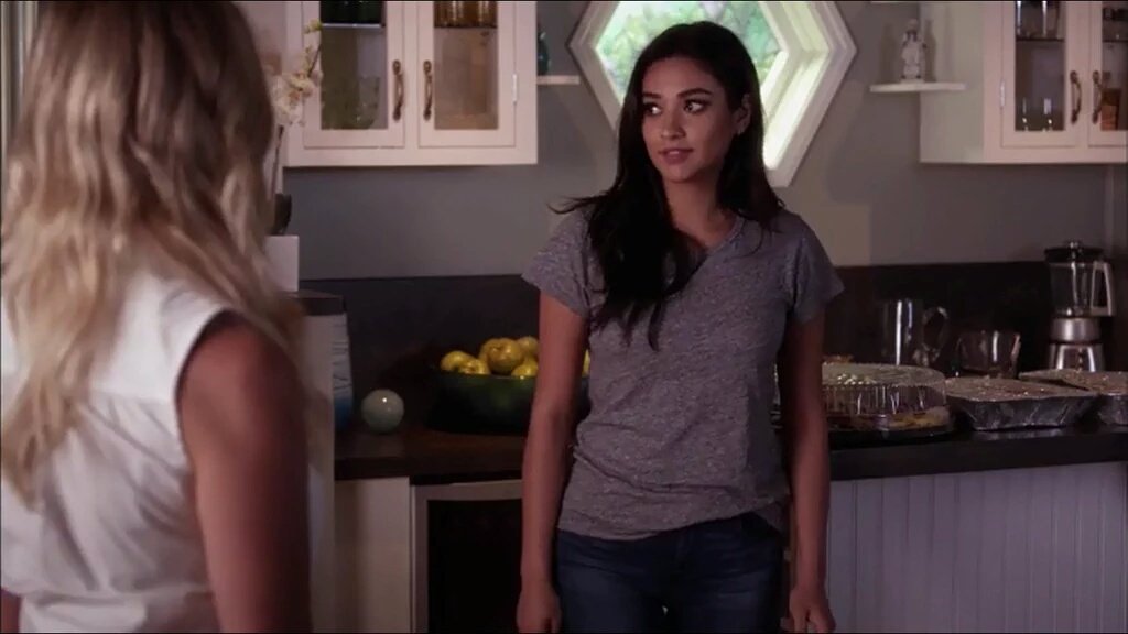smitchellbra's tweet photo. A troca de olhar emison ❤ https://t.co/6DyrSjDKQk