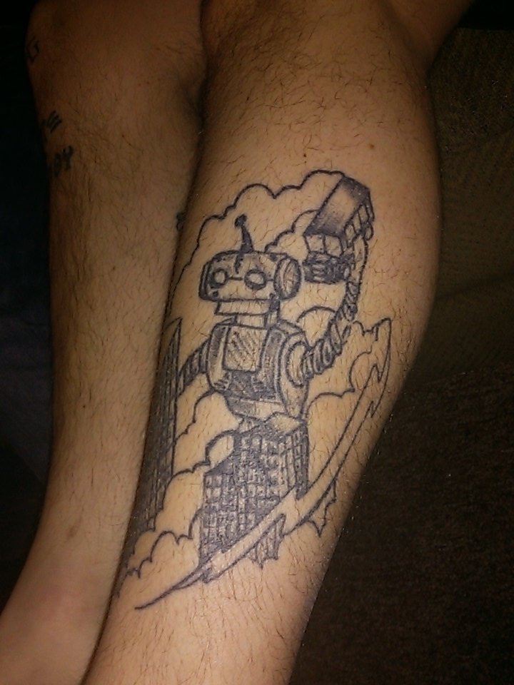 cayceemiessler's tweet photo. A robot throwing a school bus. How neat https://t.co/Cqdxl5cnpa