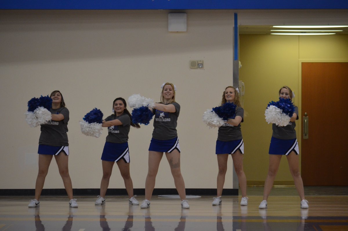 pscbobcats's tweet photo. Thanks @PeruState cheerleaders & @brookeearnest for doing a good job at tonight's games https://t.co/hpZm6m9m4a