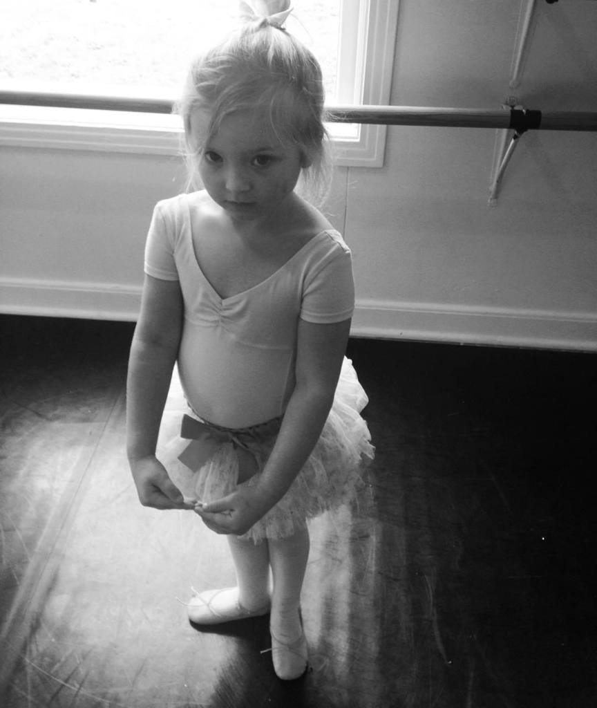 producerpassion's tweet photo. Young Dancer
💟
#StudioLife #Blackandwhite #LilDancer #Ballerina #FirstPosition #BalletPositions #TutuCute by dances… https://t.co/pLsBBwbyPI