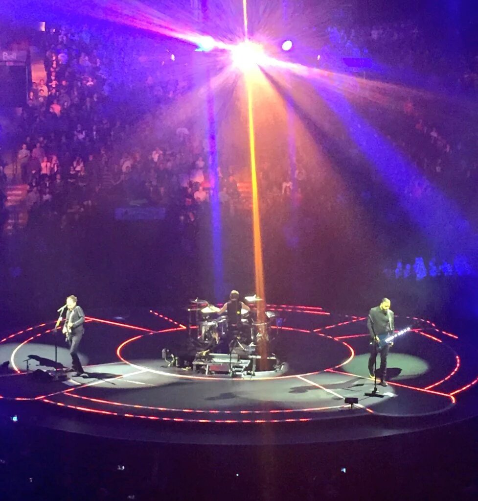 muse_argentina's tweet photo. Así concluye todo por hoy... #MuseMontreal https://t.co/bsmqQTaYRI