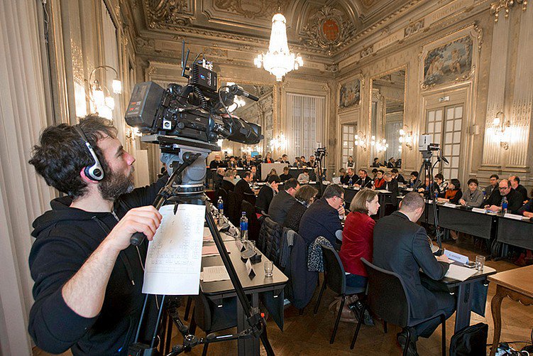 LaurentRiera's tweet image. Vidéo, live tweet, replay: quand la #compublique (re)valorise le conseil municipal #CMRennes storify.com/metropolerenne…