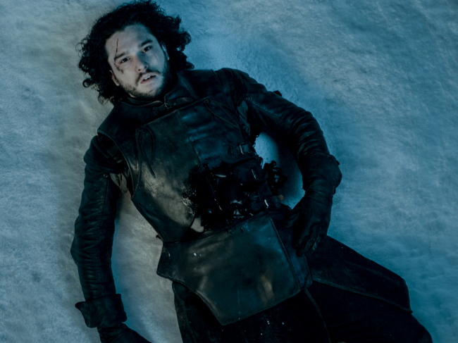 imc_tushar's tweet photo. Jon Snow died on 'Game of Thrones,' or maybe not? #GOT #GameofThrones #season6 https://t.co/czw16Wo5l5