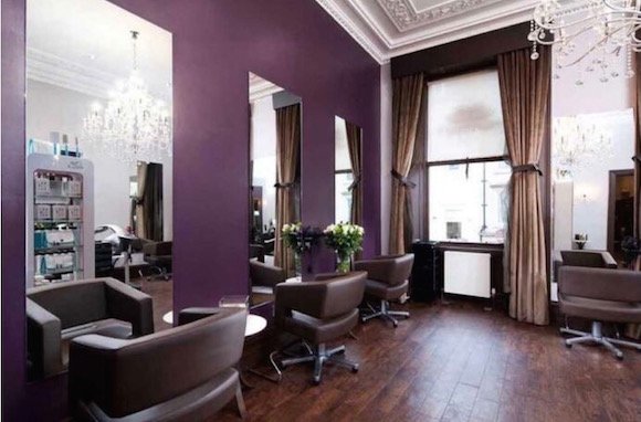GoldClassHair's tweet photo. We're in this beautiful salon today #Glasgow @KarenAndAnnette for Gold Class training - more snaps to follow! https://t.co/Z5nZBjCapq