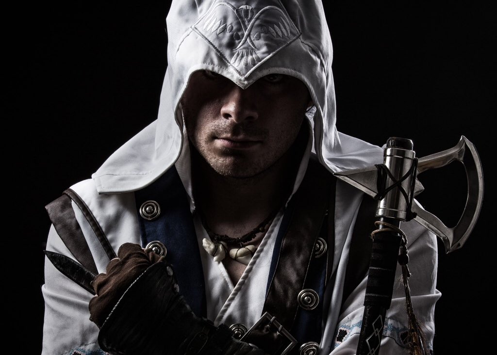 XaphanVehtis's tweet photo. #AssasinsCreed #ConnerKenway #Cosplay photo shoot, September 2015. Photos and Edits by @rouble1122 https://t.co/a5PSWQl2sj