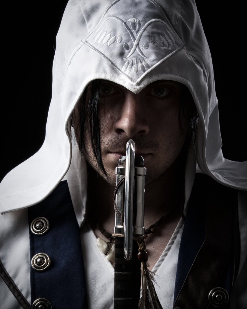 XaphanVehtis's tweet photo. #AssasinsCreed #ConnerKenway #Cosplay photo shoot, September 2015. Photos and Edits by @rouble1122 https://t.co/a5PSWQl2sj