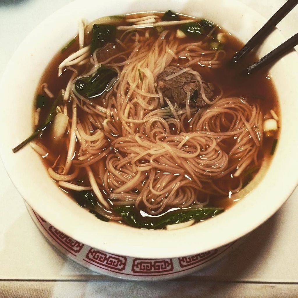 Just had off da hook pho at this little joint in Modesto. Awesome food, nicest family. Ya … ift.tt/1Qnzmg2