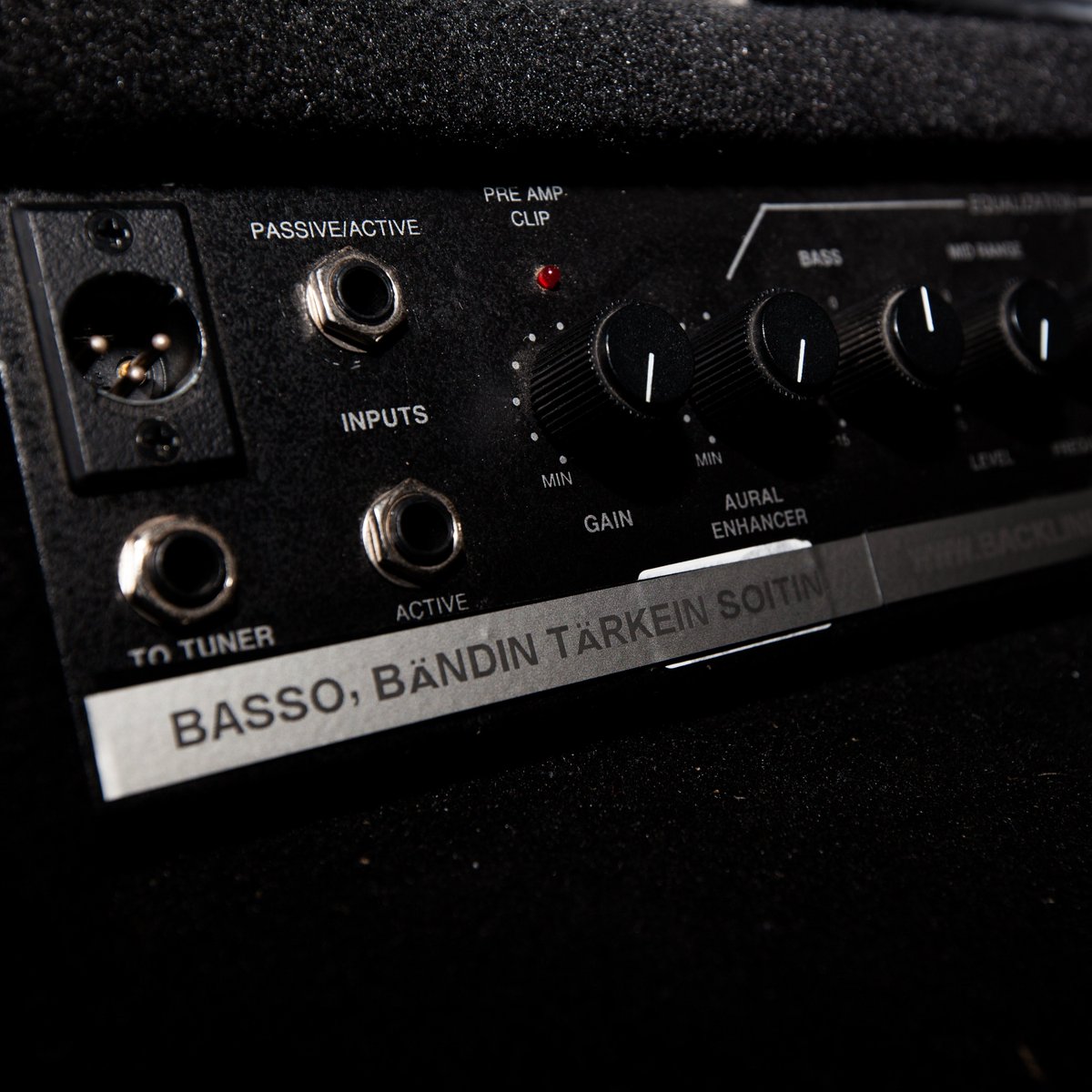 Backlinefi's tweet image. Lahjoitimme @ Oranssi ry:lle bassovahvistimen house backlinen moottoriksi! #backline #basso #bändintärkeinsoitin