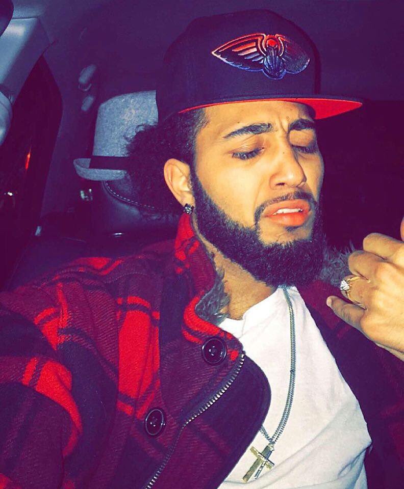 bmrecordz's tweet photo. #BMR #Talented #Artist #UniversalMusic 🎼🎼🎼
#NickRob! @NickRob504Beast https://t.co/u46qedYdPN