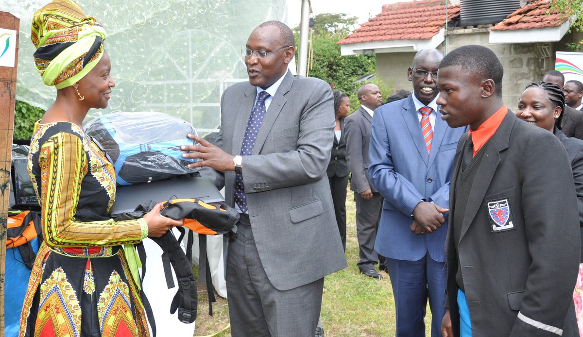 presidentsaward's tweet photo. Exec Dir. @presidentsaward @nmunala receives equipment from Mr. Muhoho Kenyatta towards support of 200 participants. https://t.co/69tzAFMim6