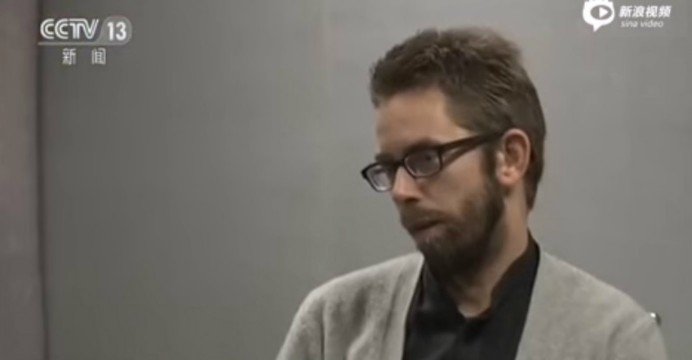 Swedish activist ‘confesses’ on Chinese state TV
bit.ly/1noQzur