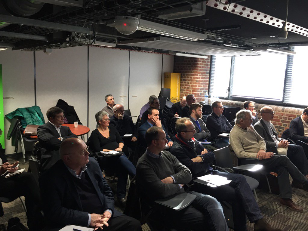 UNIC_NORD's tweet photo. Technologies du sans contact appliquées au support imprimé. 2eme rencontre Innovation en action - imprimerie carton https://t.co/IheT2q75Qo