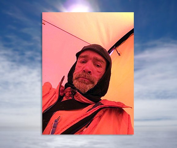shackletonsolo's tweet photo. Henry pushes on through white darkness, his sights set on the blue ice beyond   https://t.co/6DodDdPwG0 https://t.co/Z1SP4E1H77