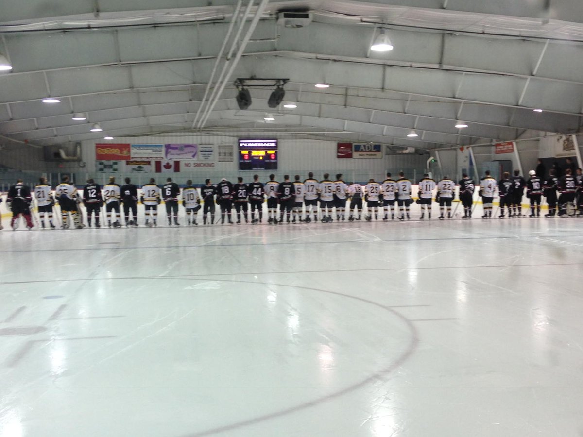 IJHL_Vipers's tweet photo. Last night we were honoured to stand with the metros to honour Conor Shea with a moment of silence. #CS16 https://t.co/4jphXMkiYq