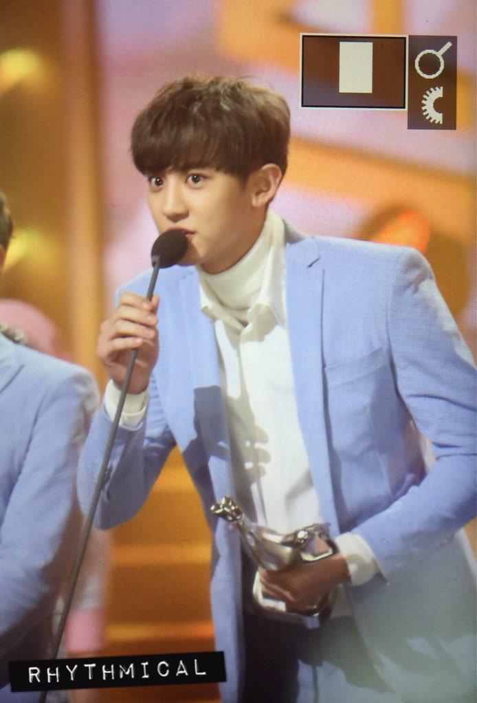 Rhythmical_cy's tweet photo. 160121 대상 진심으로 축하해 자랑스러운 찬열이ㅠㅠ👍🏻 https://t.co/HPbgBRChN6