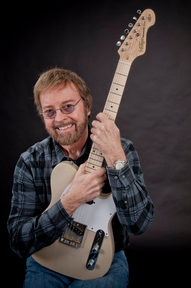 GearMagazine's tweet photo. @_JerryDonahue will be on the VIntage®/@FretKing Booth 5279 ~ Hall B everyday at the @NAMMShow @GuitarWorldNews https://t.co/yuI0ZWdIZ7