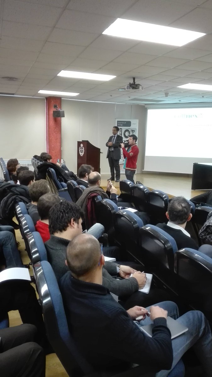 cellnextelecom's tweet photo. La Jornada divulgativa de #IoT en la @TelecoUPV organizada por @cellnextelecom y @sigfox #telecoupv #valencia https://t.co/HuLT7S28iu