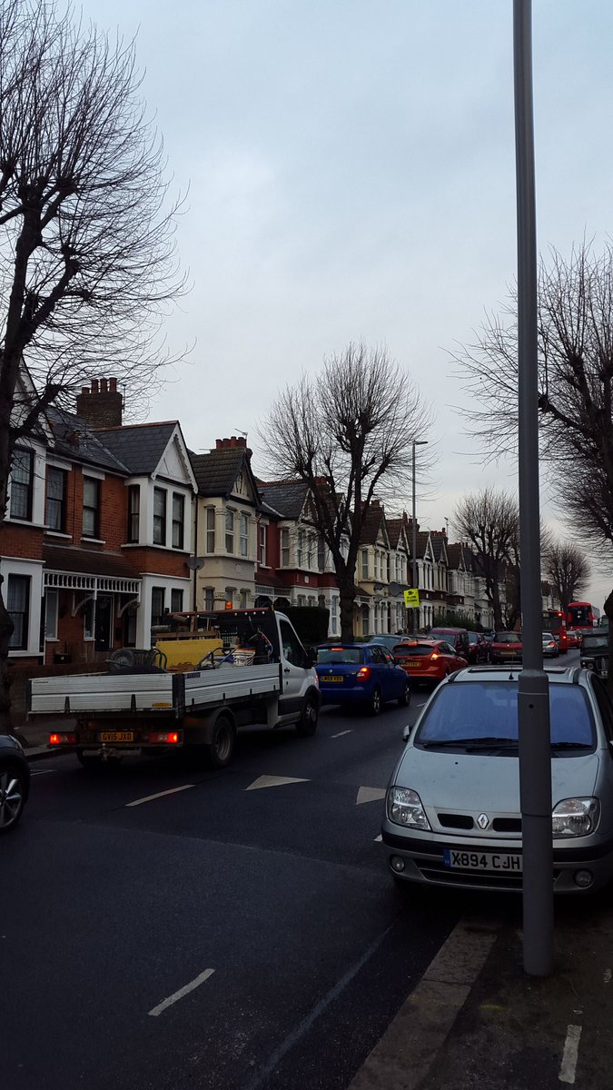 aneeque27's tweet photo. @TfLTrafficNews Winchester Road, E17 huge traffic piling up. Need diversions on this route. https://t.co/3EymsCJYjJ