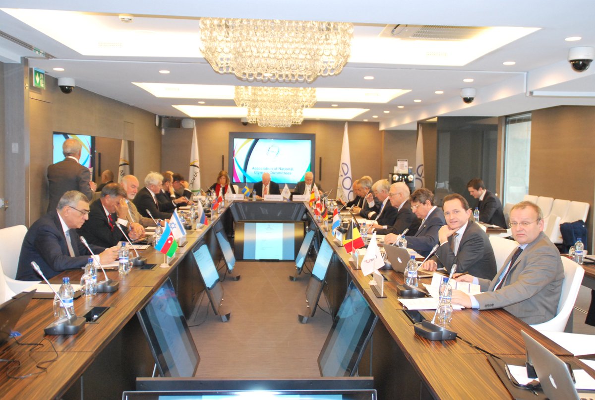 The_EOC's tweet photo. The #EOC Executive Committee is in Lausanne for its first meeting of 2016 https://t.co/v1eq0hwTyG