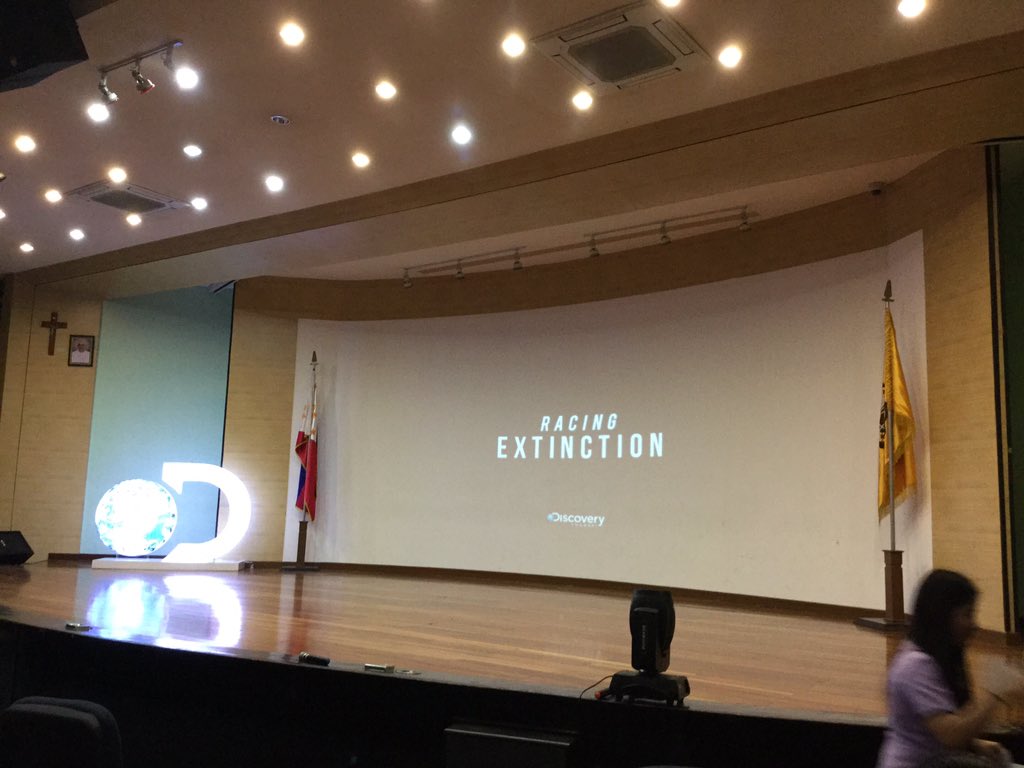 ScarletEduc's tweet photo. With STAUST at the Benavides Auditorium for Discovery Channel's Racing Extinction 😄 https://t.co/rC3BZk4R6N