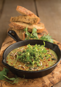 RELISH_COOKBOOK's tweet photo. #Try ‘SOUPER’ HOLY GUACAMOLE from @theherbgardenuk https://t.co/ZcQbpLK9zA #HolyGuacamole #Recipe #NEY2 https://t.co/PC0db42bnI