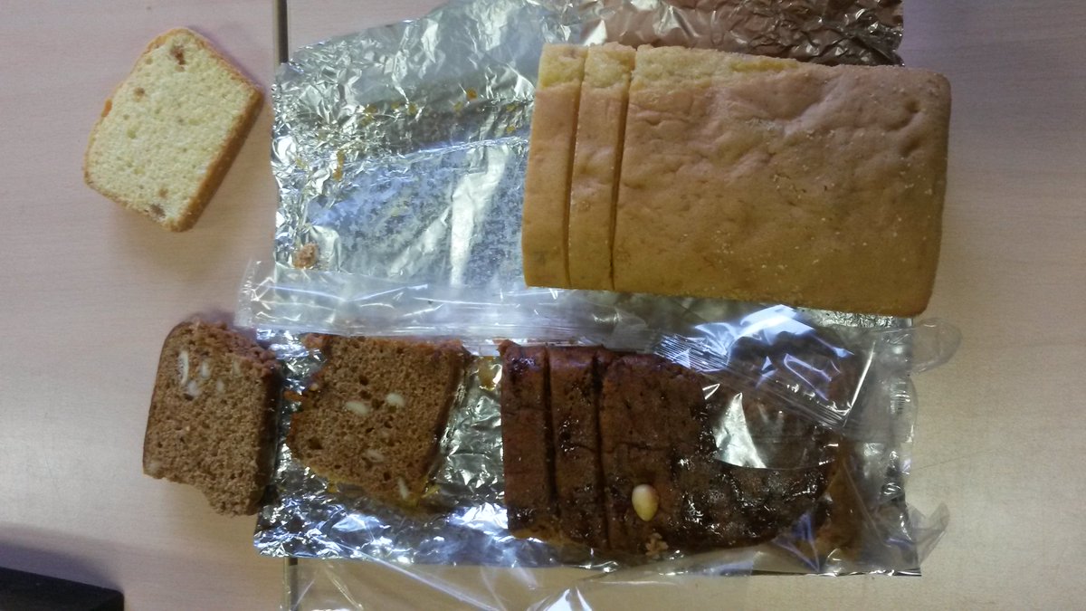 weblicity's tweet image. Afscheid van 2 gouden toppers van @Cibap Succes met verdere loopbaan Anne en Wim. En we gaan de cake van Wim missen.