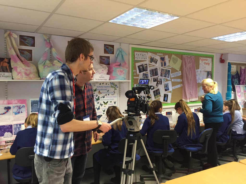 NDS_TEXTILES's tweet image. The #Filmcrew are taking footage of #year7 lesson #machinework #creativity