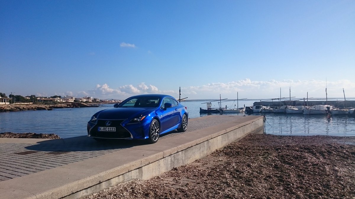 LexusSpain's tweet photo. 14 grados. #LexusRCPalma https://t.co/nltSy6WSr2