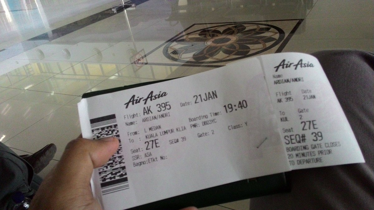 andrieardian's tweet photo. @AirAsiaId  safe my flight.. thanks airasia .. u the best https://t.co/ZJsgnYUhdP