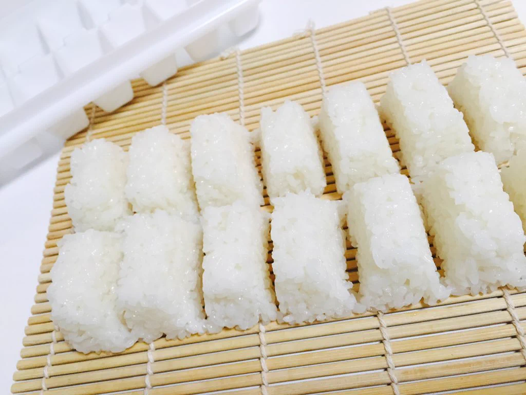【すぐに】二分で出来ちゃうお寿司がスゴイ【試したい】