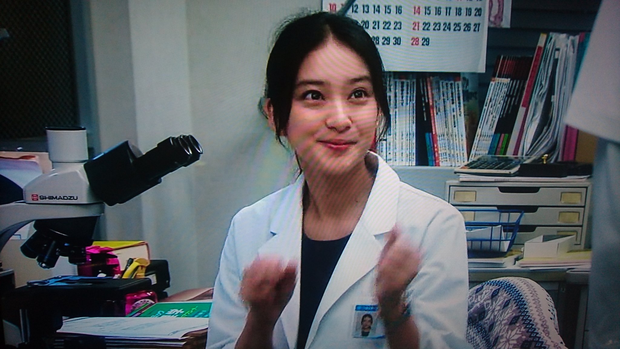 ひとっちゃん ひーくん Ar Twitter フラジャイル 武井咲 髪型 武井咲 ざっきー のこの髪型すきやなぁー ちょっとした 団子 意外と街中でも見かけそうで見ない髪型 シンプルな黒髪 前髪とサイドのレイヤーカット ポニーテールアレンジ T Co