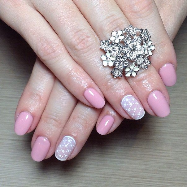 Pink #manicure for #wedding