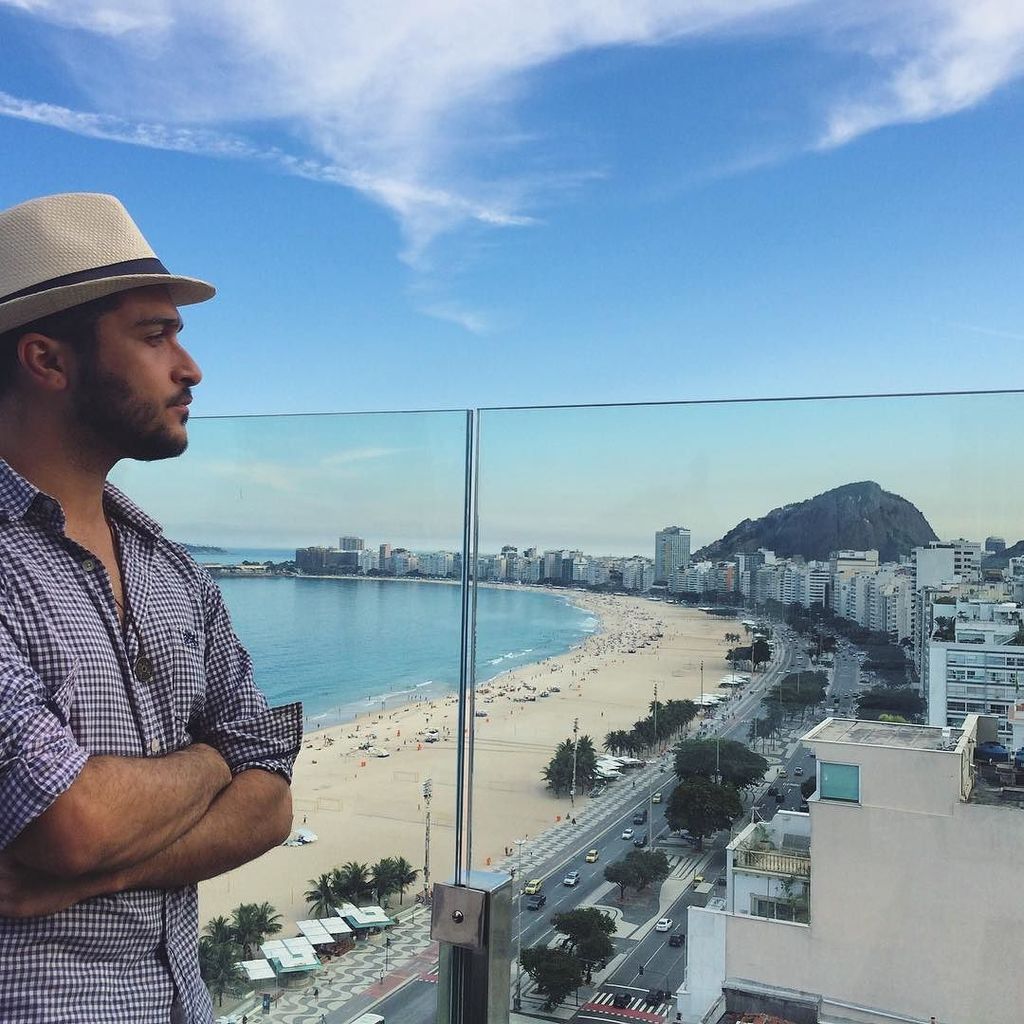 instacopacabana's tweet photo. Rio teu mar praias sem fim, Rio você foi feito pra mim! 
#tbt #cidademaravilhosa #riodejan… https://t.co/SnHnRAADoI https://t.co/g7Xj0QVSy5