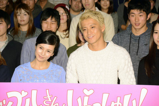 写真 柴咲コウ ベリーショートに 小栗旬は金髪 信長協奏曲 カップル限定試写会ギャラリー シネマトゥデイ Scoopnest 写真 柴咲コウ ベリーショートに 小栗旬は金髪 信長協奏曲 カップル限定試写会ギャラリー シネマトゥデイ Scoopnest